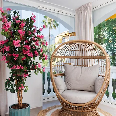 Banus - Banus, Dama De Noche, Brand New, 2bed 2bath, Bright Glazed Terrace, 3 Pools, Beautiful Complex