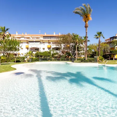 Banus - Banus, Dama De Noche, Brand New, 2bed 2bath, Bright Glazed Terrace, 3 Pools, Beautiful Complex * 마르베야