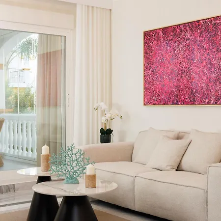 Banus - Banus, Dama De Noche, Brand New, 2bed 2bath, Bright Glazed Terrace, 3 Pools, Beautiful Complex 아파트 마르베야