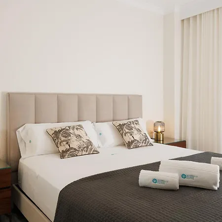 Banus - Banus, Dama De Noche, Brand New, 2bed 2bath, Bright Glazed Terrace, 3 Pools, Beautiful Complex