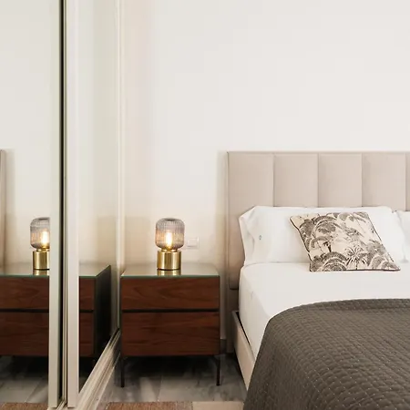Banus - Banus, Dama De Noche, Brand New, 2bed 2bath, Bright Glazed Terrace, 3 Pools, Beautiful Complex 아파트 마르베야