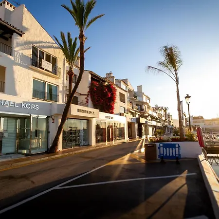 Banus - Banus, Dama De Noche, Brand New, 2bed 2bath, Bright Glazed Terrace, 3 Pools, Beautiful Complex 마르베야